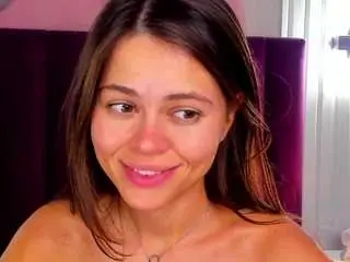 Camsoda Nude Webcam of kellycuutie
