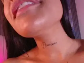 Camsoda Free Porn Cam of dione-ht