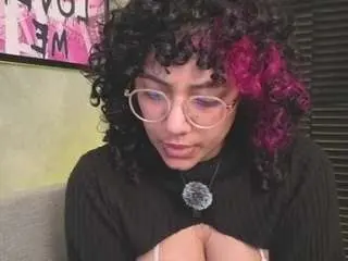 Camsoda Adult Video Chat of luckyswgson