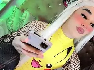 Camsoda Free Live Porn of camilavasquezz