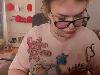 Camsoda Private Sex Chat of kamillamoro