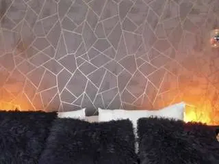 Camsoda Nude Webcam of thalira-angels