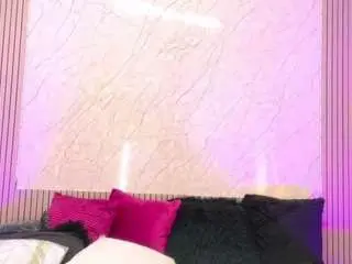 Camsoda Sex Chat of lunaa-jonhsonn