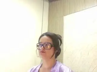 Camsoda Nude Webcam of lunaa-jonhsonn