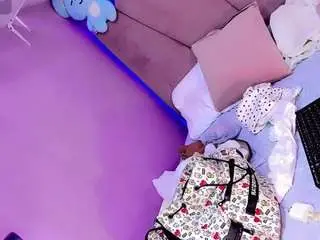Camsoda Free Live Porn of aliisson-doll