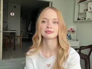 Camsoda Nude Webcam of andreamordeci