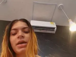 Camsoda Live Porn of kissme-luna