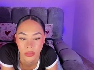 Camsoda Nude Webcam of zeuss-xxx