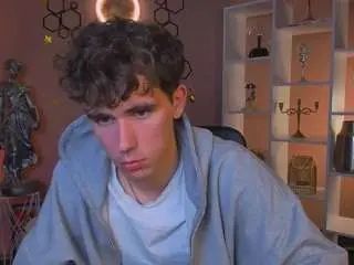 Camsoda Nude Webcam of kevin-nix