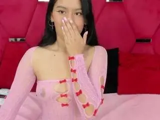 Camsoda Free Porn Cam of sweetluna2