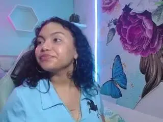 Camsoda Sex Cam of valeria-martinez19