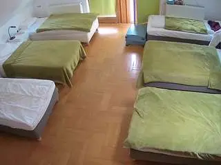 Camsoda Private Sex Chat of voyeurcam-julmodels-bed-6