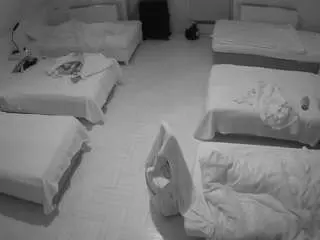 Camsoda Nude Webcam of voyeurcam-julmodels-bed-6