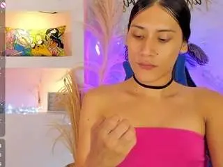 Camsoda Free Porn Cam of camilaa-harper