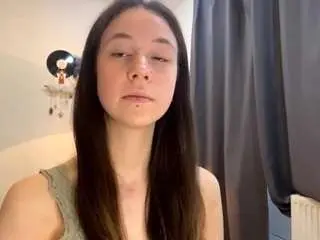 Camsoda Free Porn Cam of lilymcmahan