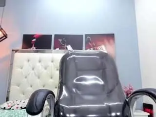 Camsoda Adult Webcam of perla-lovers
