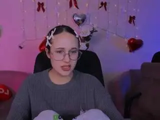 Camsoda Free Porn Cam of mona-cloud