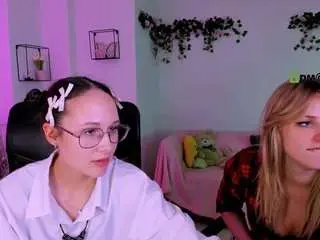 Camsoda Sex Cam of mona-cloud
