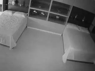 Camsoda Private Sex Chat of voyeurcam-casa-salsa-versus-room