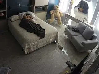 Camsoda Free Porn Cam of voyeurcam-casa-salsa-versus-room