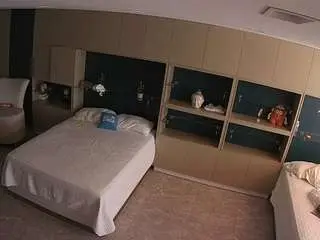 Camsoda Free Live Porn of voyeurcam-casa-salsa-versus-room