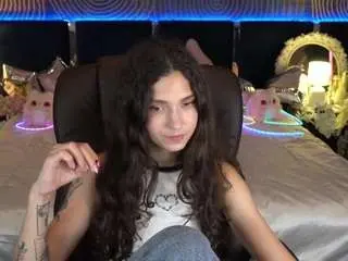 Camsoda Adult Webcam of babyflowerss