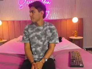 Camsoda Adult Webcam of secretvelvetfx