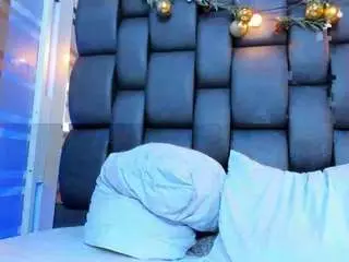 Camsoda Nude Webcam of miriam-milf