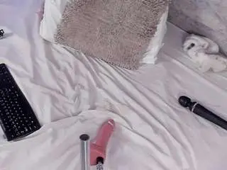 Camsoda Free Live Porn of roussweet