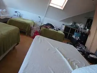 Camsoda Free Live Porn of voyeurcam-julmodels-bed-1