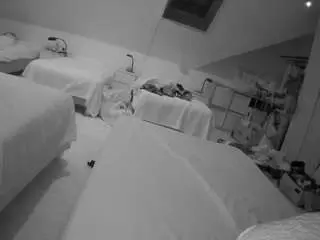Camsoda Sex Cam of voyeurcam-julmodels-bed-1