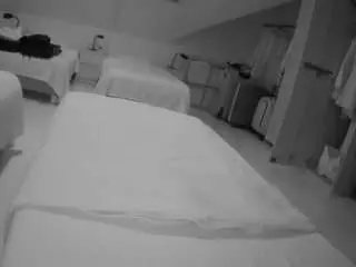 Camsoda Free Porn Cam of voyeurcam-julmodels-bed-1