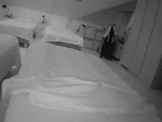 Camsoda Live Porn of voyeurcam-julmodels-bed-1