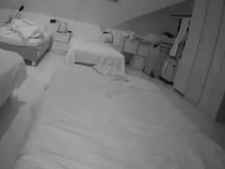 Camsoda Adult Video Chat of voyeurcam-julmodels-bed-1