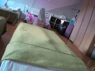 Camsoda Free Live Porn of voyeurcam-julmodels-bed-1