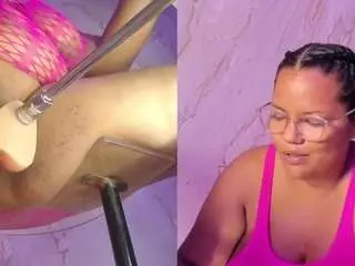 Camsoda Adult Webcam of mhia-rey