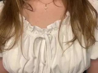 Camsoda Nude Webcam of elidiabirdtail