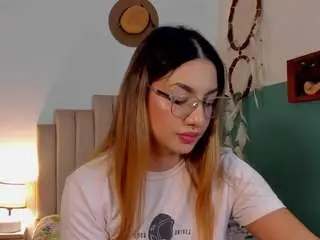 Camsoda Free Porn Cam of little-tequila3
