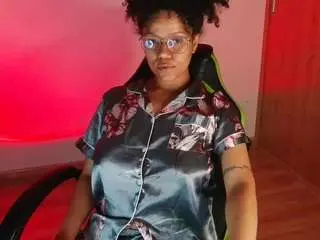 Camsoda Sex Chat of emma-ruiz