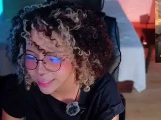 Camsoda Sex Cam of emma-nakamura