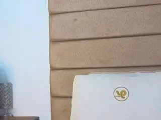 Camsoda Free Live Porn of cristine-colins