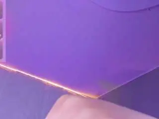 Camsoda Nude Webcam of lia-chips