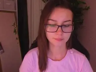 Camsoda Watch Live Sex Cams of lunara1n