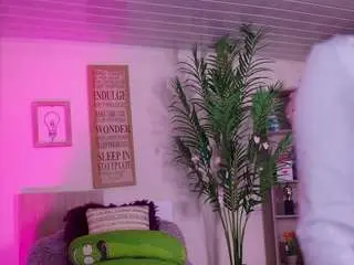 Camsoda Nude Webcam of dakota-moon