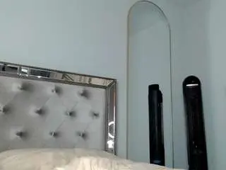 Camsoda Adult Webcam of thenikkivalentine