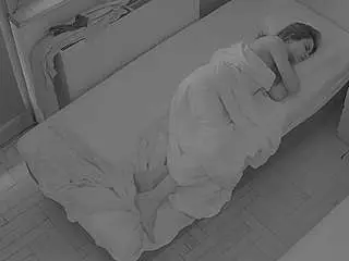 Camsoda Live Sex of voyeurcam-julmodels-bed-7