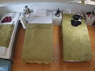 Camsoda Live Sex Cam of voyeurcam-julmodels-bed-7