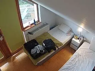 Camsoda Free Porn Cam of voyeurcam-julmodels-bed-7