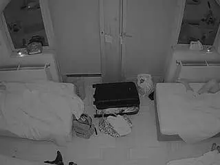 Camsoda Live Sex of voyeurcam-julmodels-bed-7