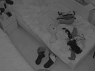Camsoda Adult Webcam of voyeurcam-julmodels-bed-7
